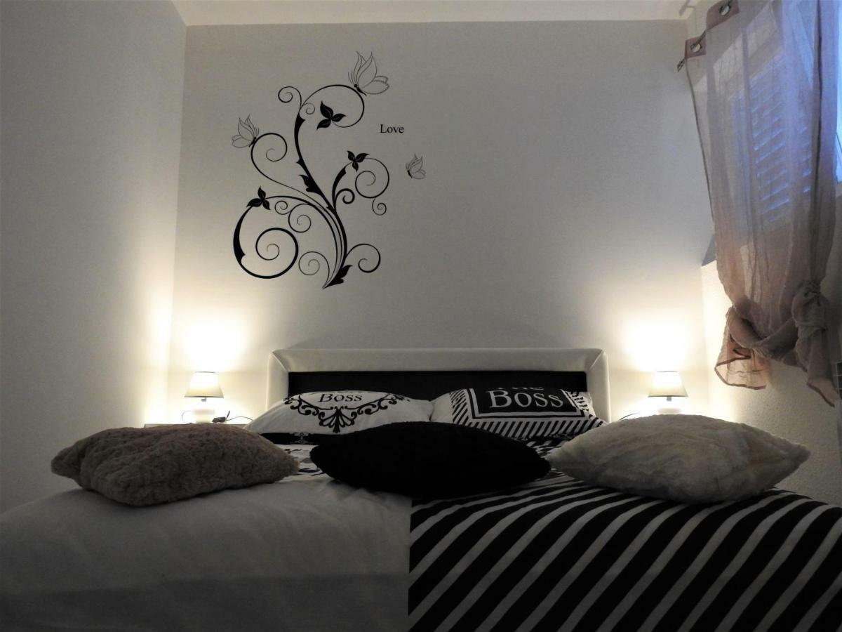 Sweet Dreams Apartment Varaždin Exterior foto